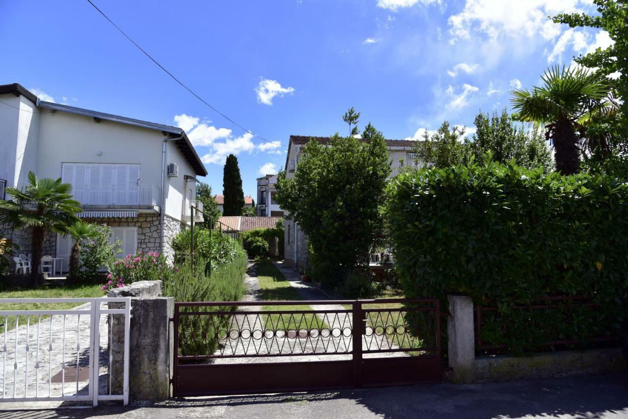 Apartment Palm Tree マリンスカ エクステリア 写真